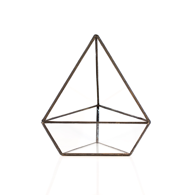 Triangle Terrarium (Black, Small)